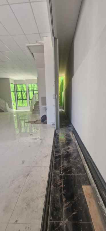ruko 2 lantai ngagel surabaya pusat new gres 4 jejer