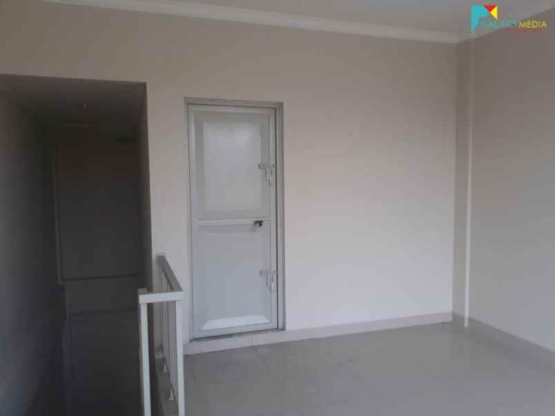 ruko 3lt lokasi premium dekat grand galaxy park bekasi