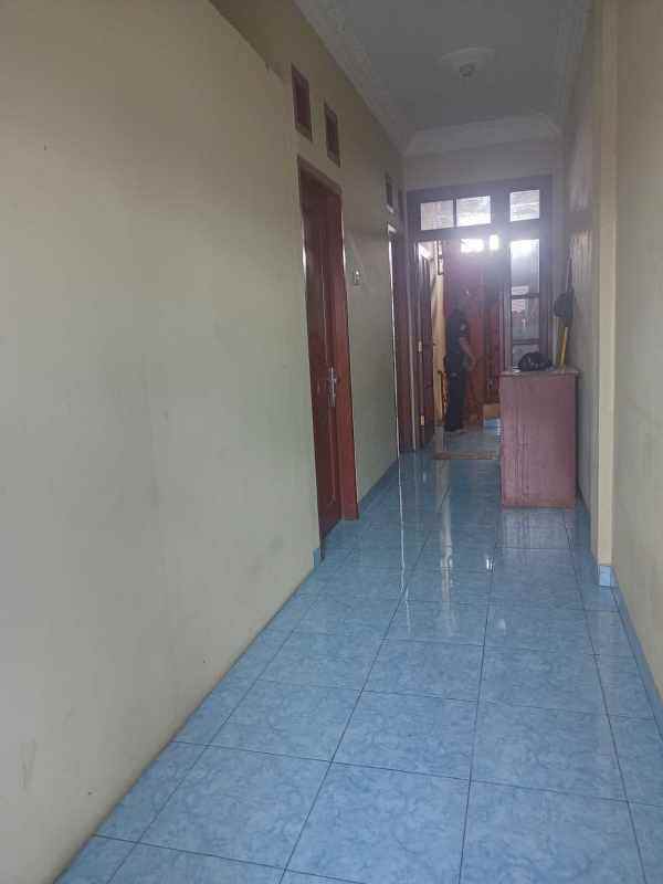 ruko 4 lantai strategis di beji depok