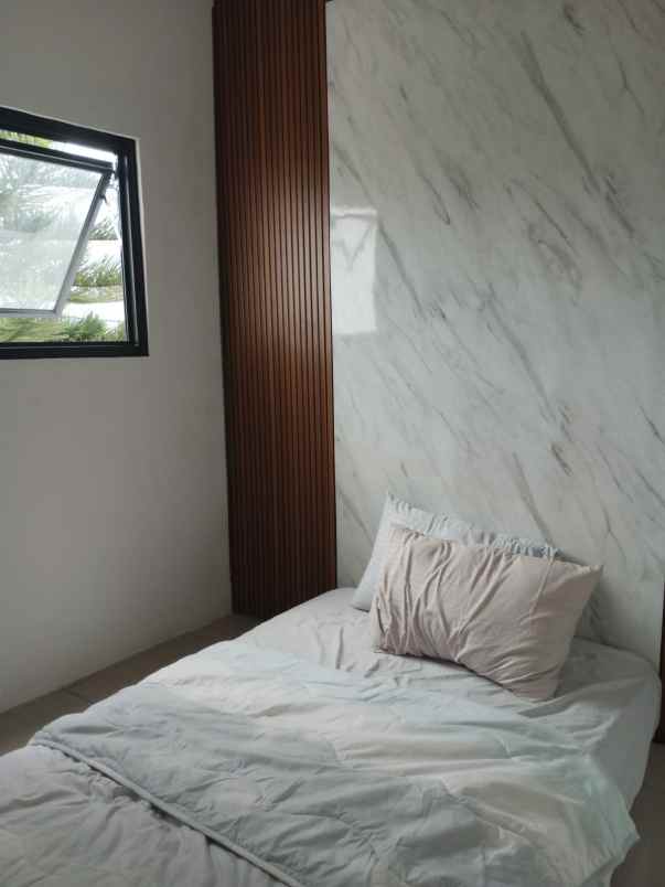 rumah 2 lantai dekat stasiun cilebut bogor 749 jt