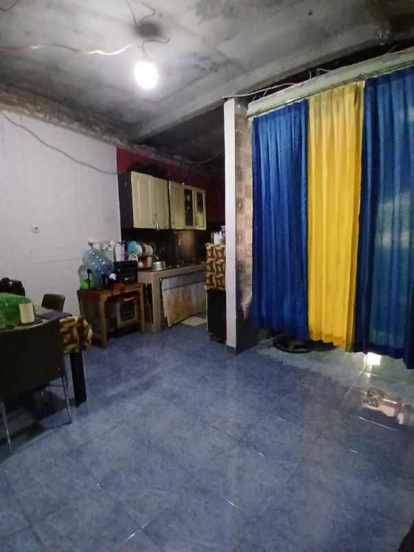 rumah 2 lantai di jatimakmur lokasi dekat akses tol
