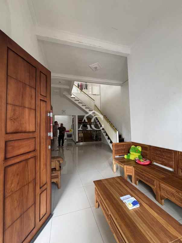 rumah 2 lantai di pakisaji malang