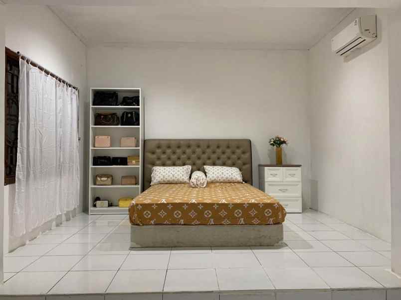 rumah 2 lantai di sawah lio jembatan lima