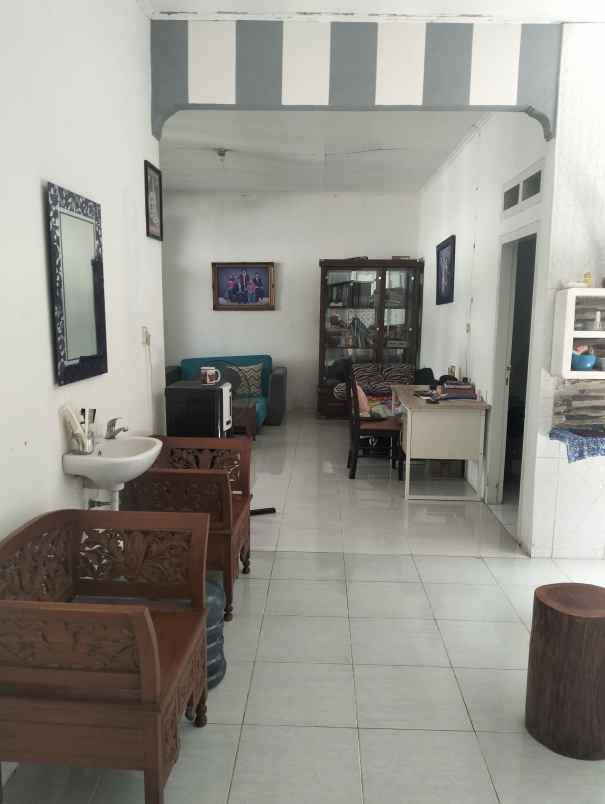 rumah 2 lantai full furnished