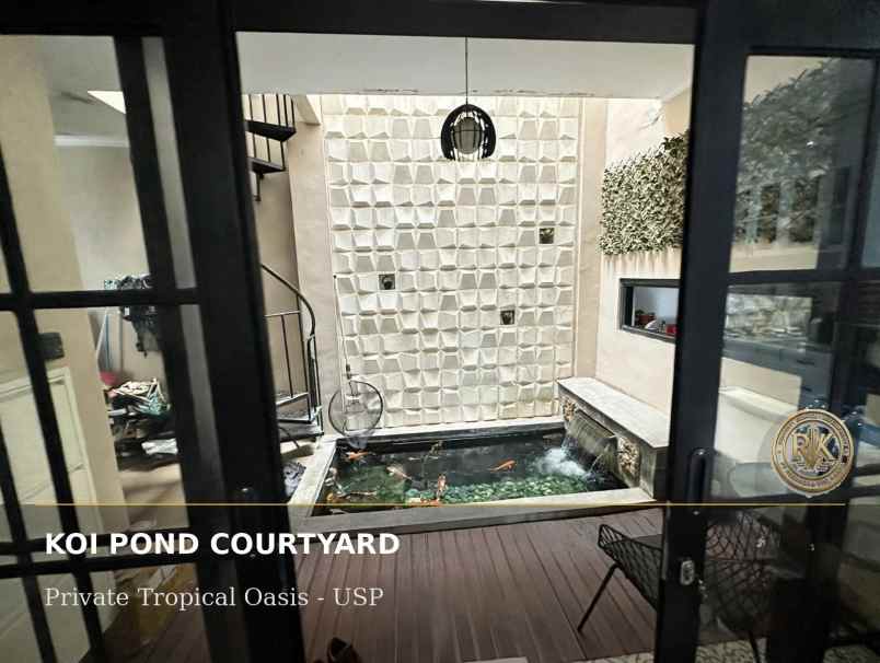 rumah 2 lantai lb 400m lt 210m strategis