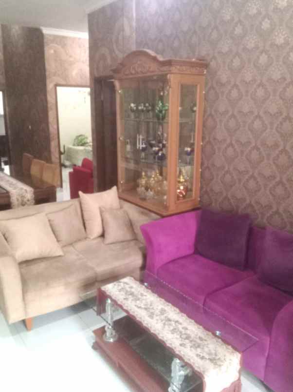 rumah 2 lantai luas 222m type 6kt cakung jakarta timur