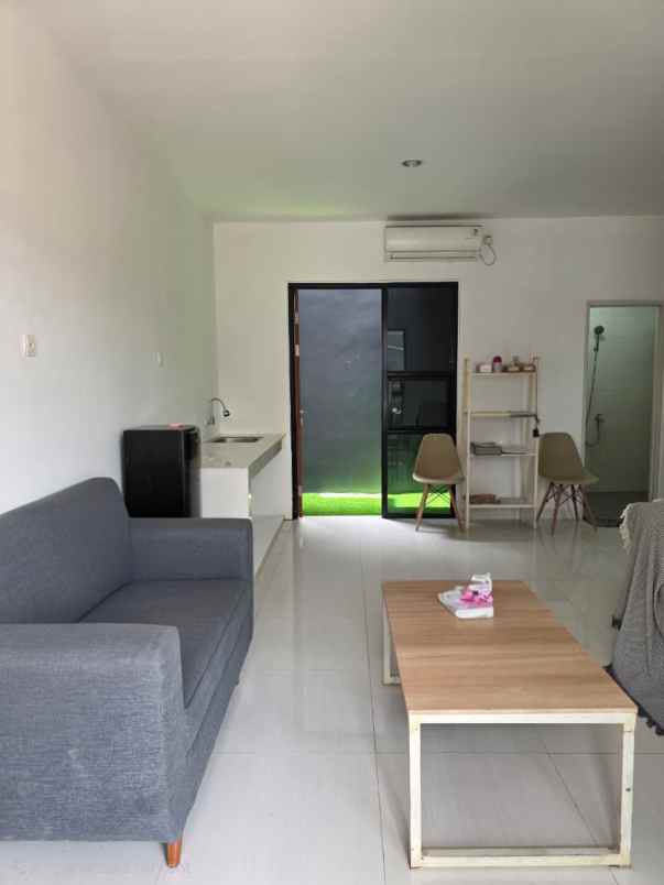 rumah 2 lantai pamulang tangerang selatan 810 juta