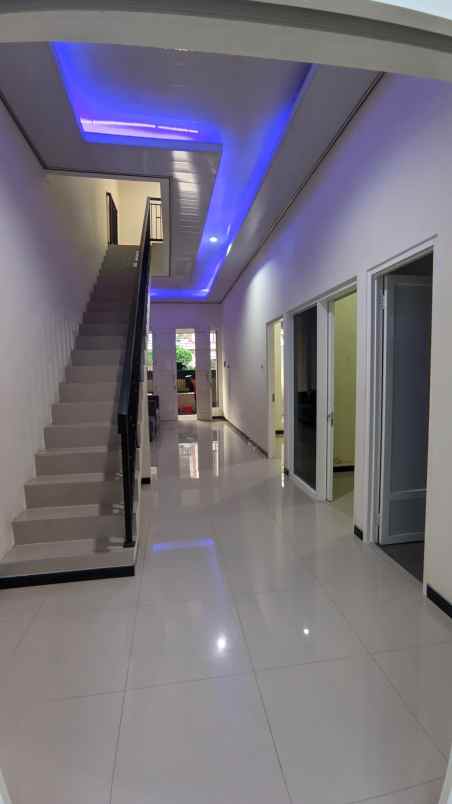 rumah 2 lantai siap huni di sambikerep lontar surabaya