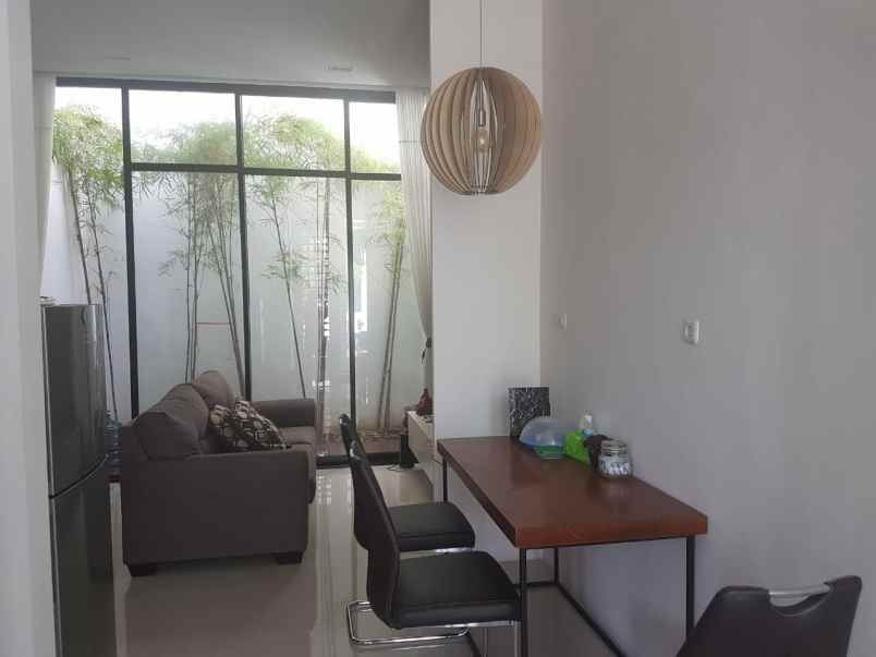 rumah 2 lantai siap huni galaxi bumi permai araya 1