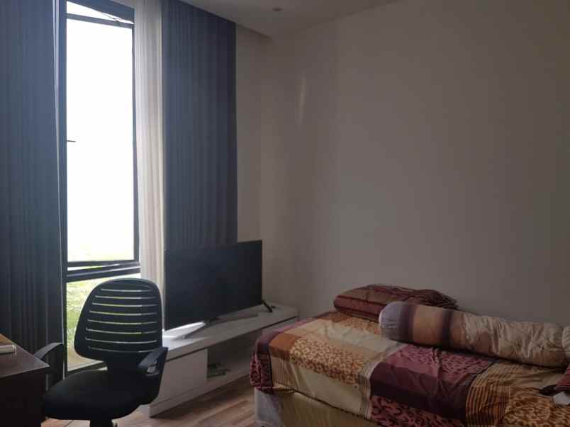 rumah 2 lantai siap huni galaxi bumi permai araya 1