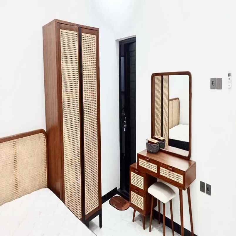 rumah 5kt sby brt dekat kidzania