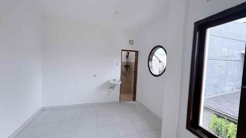 rumah 6 kamar konsep kost kostan di pemogan denpasar