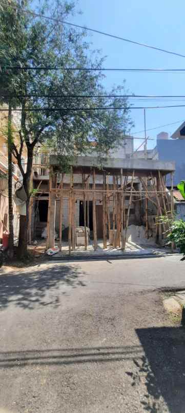rumah american classic di pondok gede bekasi