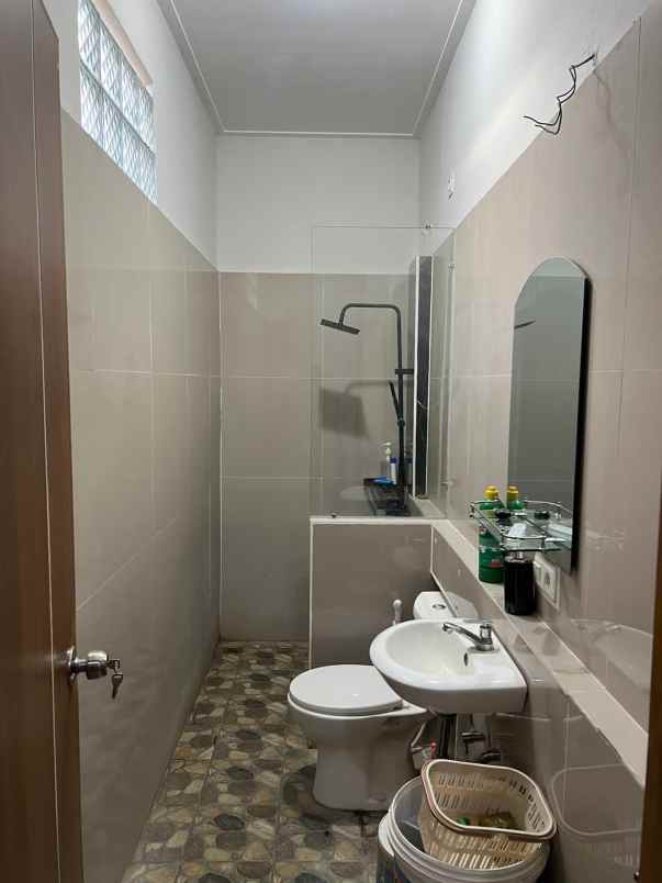 rumah bali garden city view awiligar