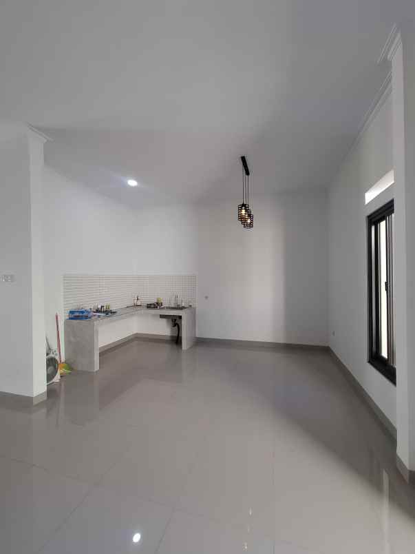 rumah baru dalam komplek kodau jatiasih bekasi