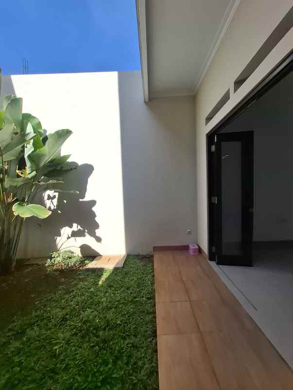 rumah baru dalam komplek kodau jatiasih bekasi