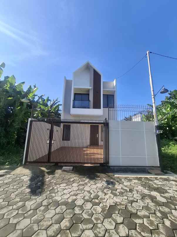rumah baru dalam komplek kodau jatiasih bekasi
