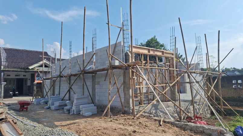 rumah baru dijual dekat pintu tol cileunyi