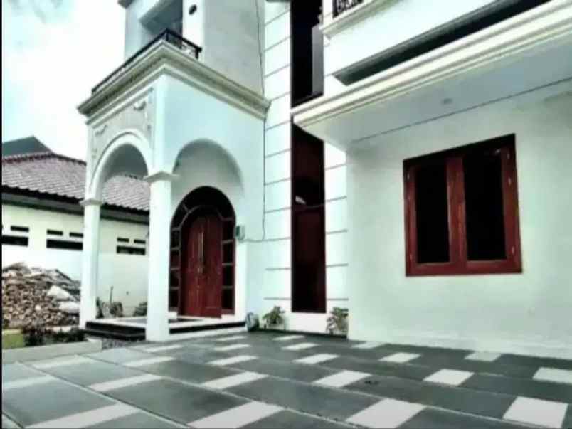 rumah baru mewah modern komplek billymoon kav marinir