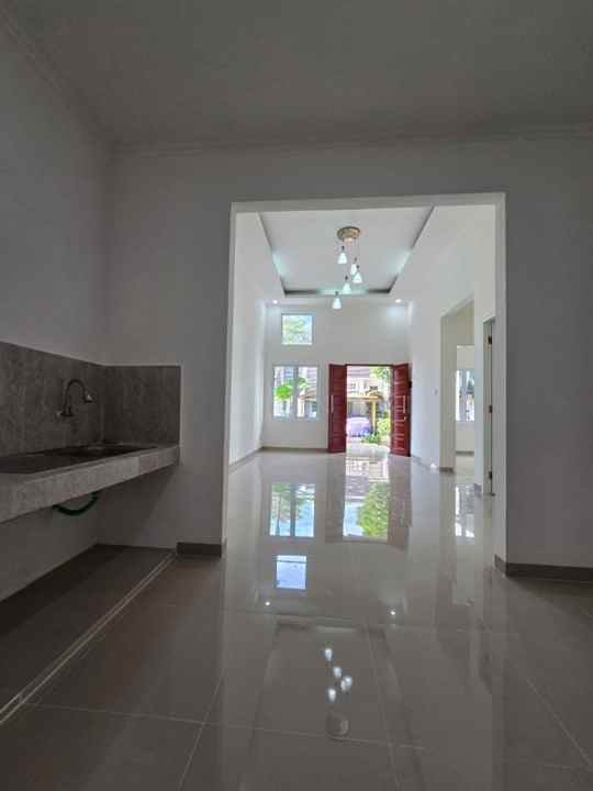 rumah baru renovasi siap huni kota wisata