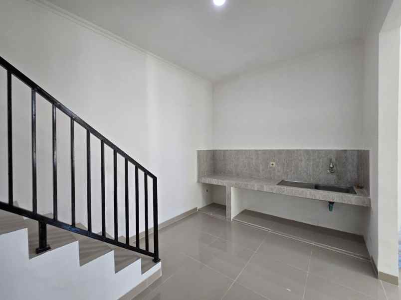 rumah baru renovasi siap huni kota wisata