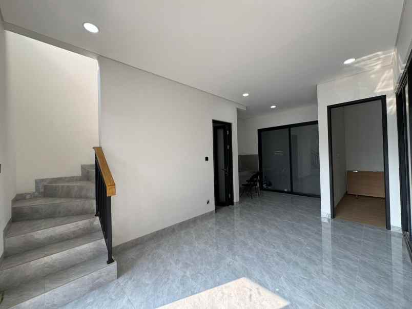 rumah cantik mewah minimalis free biaya di ciputat