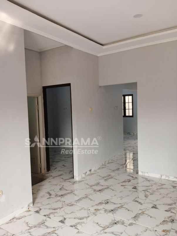rumah cantik siap huni samasta citayam