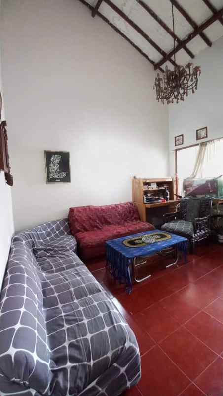 rumah cihanjuang dekat sariwangi cibaligo bandung