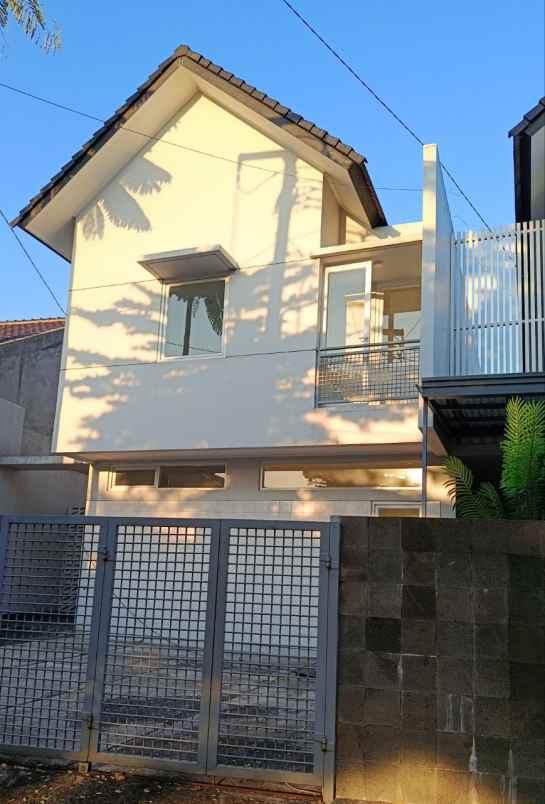 rumah cisaranten kulon arcamanik bandung timur