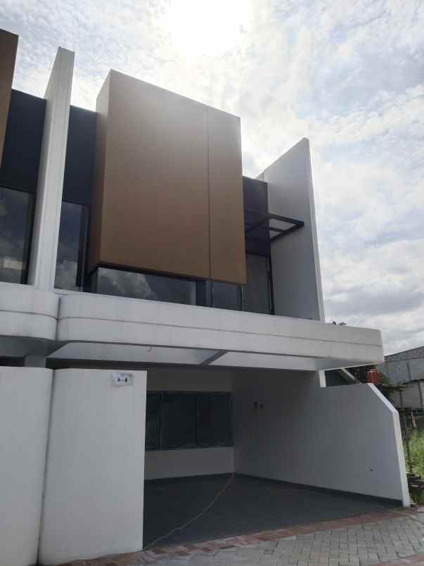 rumah cluster baru di cipayung jaktim 1 6m an