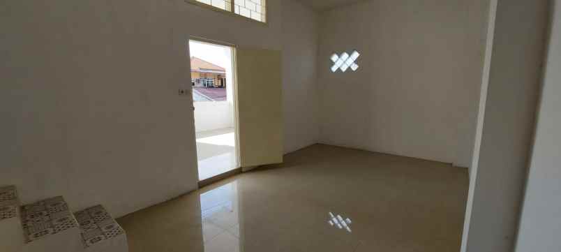 rumah dijual candi lontar surabaya barat