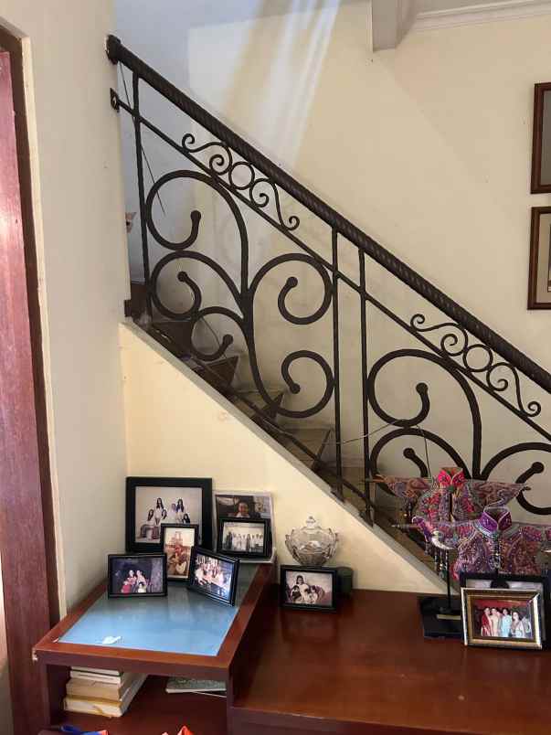 rumah dijual dipondok indah jakarta selatan