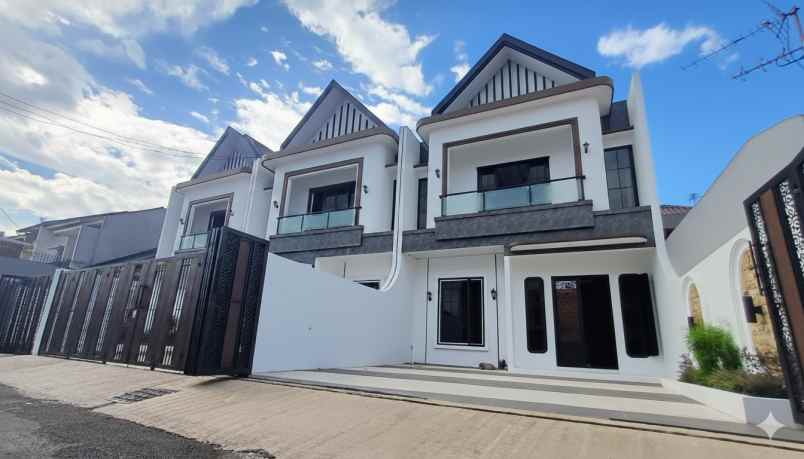 rumah dijual jagakarsa banyak bonusnya bisa kpr