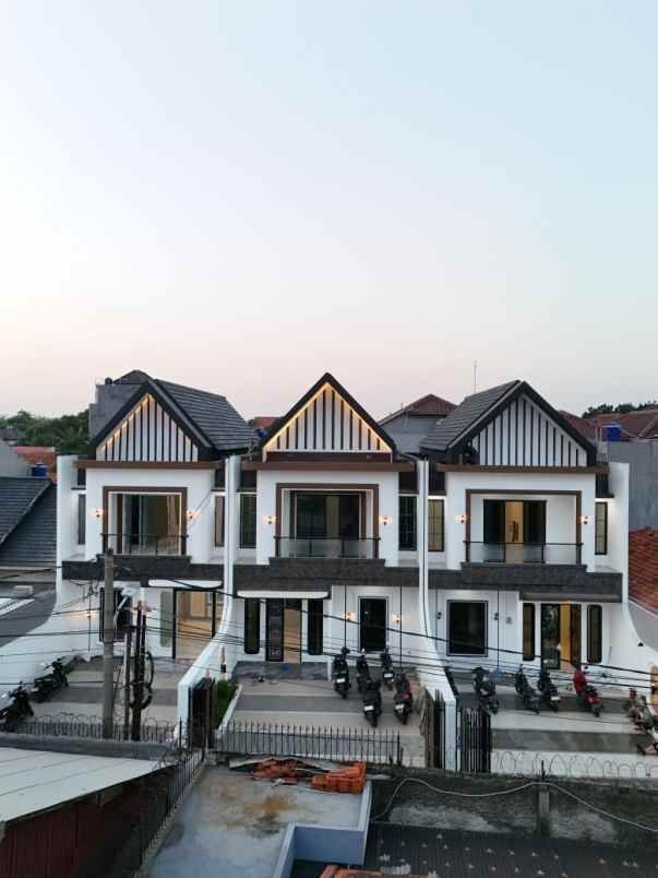 rumah dijual jagakarsa banyak bonusnya bisa kpr