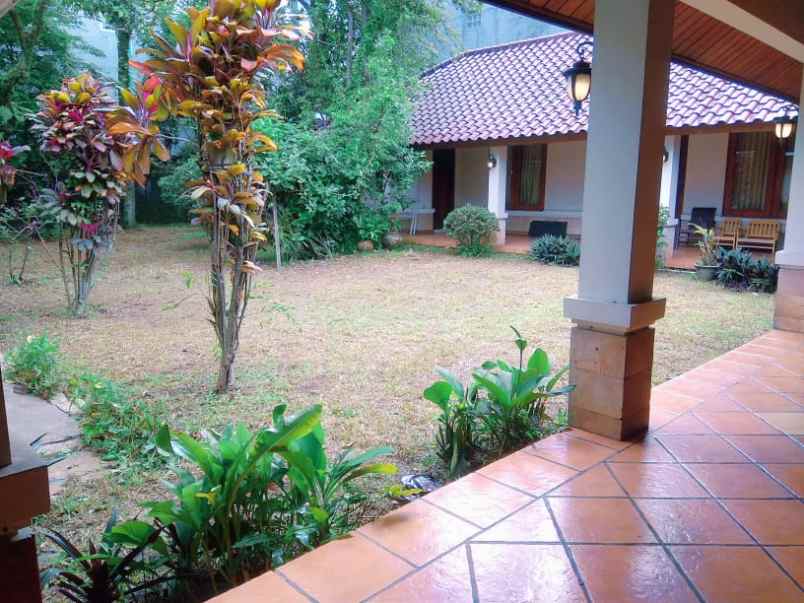 rumah dijual jl banda area komersil bandung