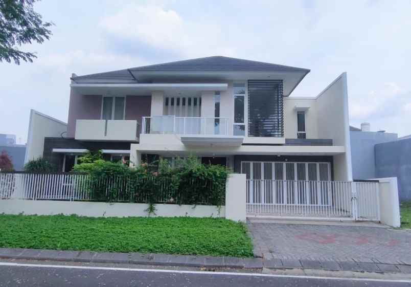 rumah dijual royal residence surabaya barat