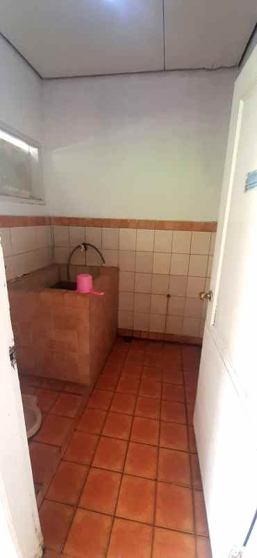 rumah gaya eropa di kawasan dago bandung