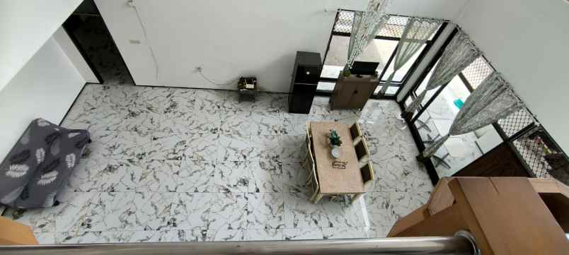 rumah hook dharmahusada kertajaya siap huni surabaya