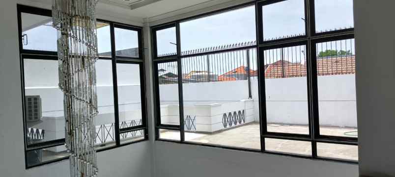 rumah hook dharmahusada kertajaya siap huni surabaya