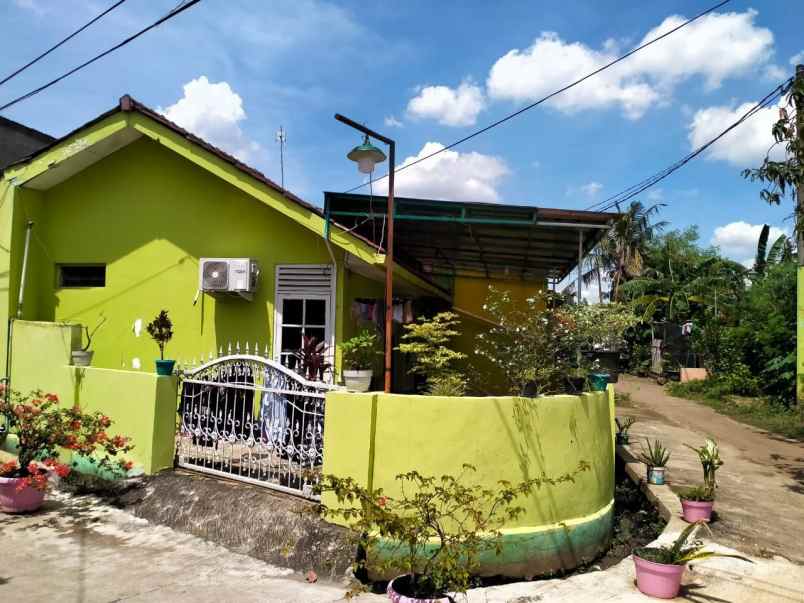 rumah hook lokasi strategis perumahan polimer