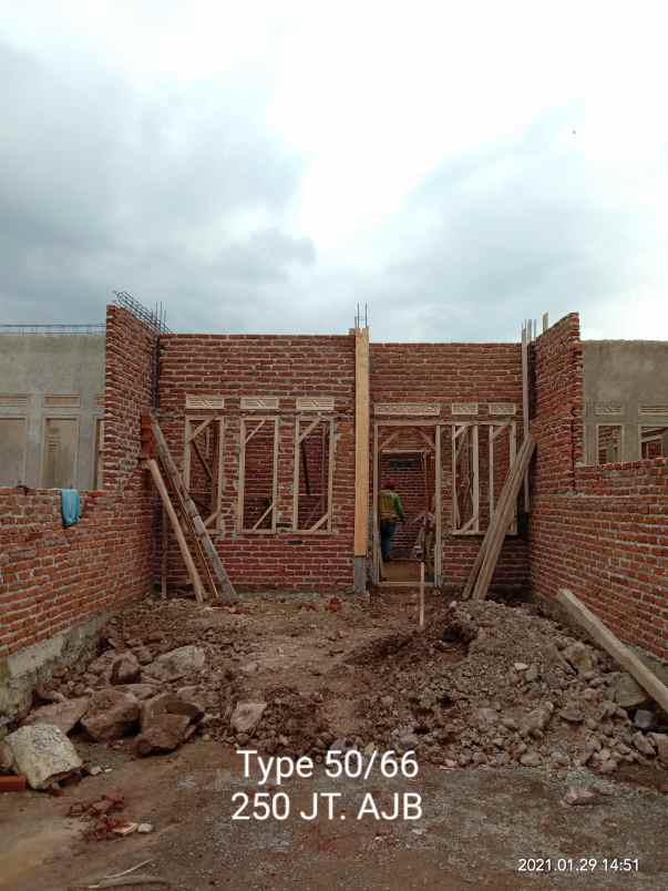 rumah jalan bojong waru ds