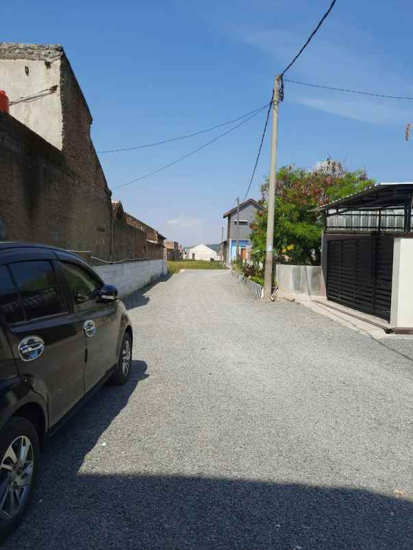 rumah jalan bojong waru ds