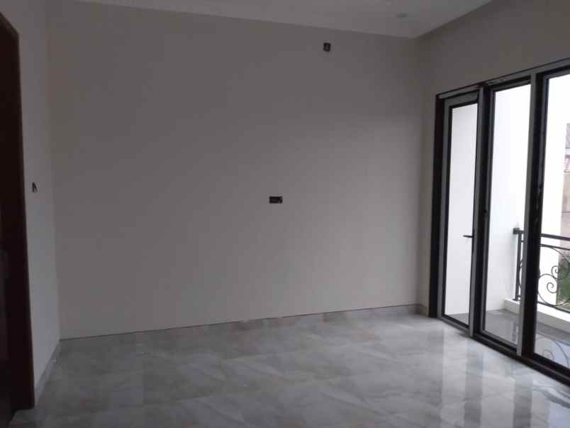 rumah jl jati makmur raya pondok