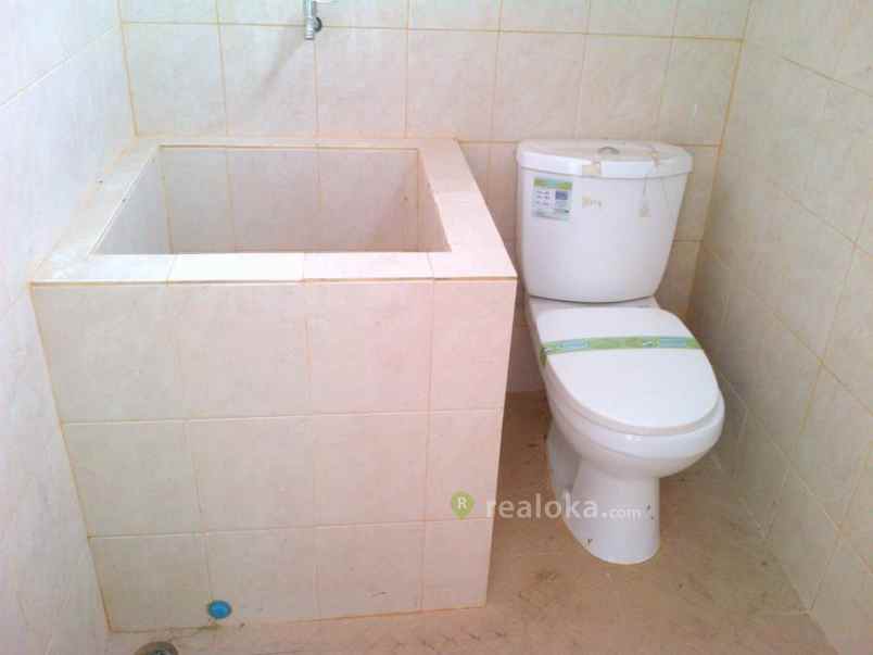 rumah jl perindustrian 2 km 9