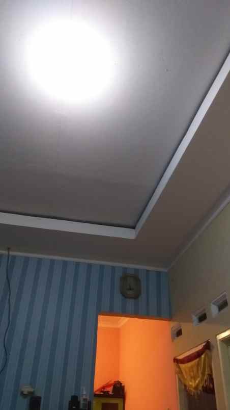 rumah jl pulau utama kampung