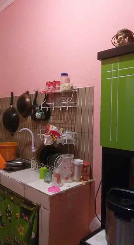 rumah jl pulau utama kampung