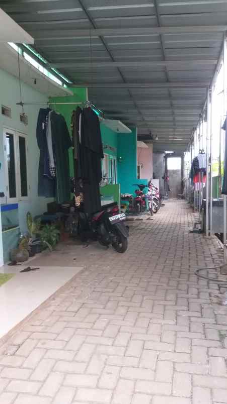 rumah jl pulau utama kampung