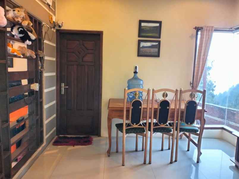 rumah jl raya bromo desa ngadisari