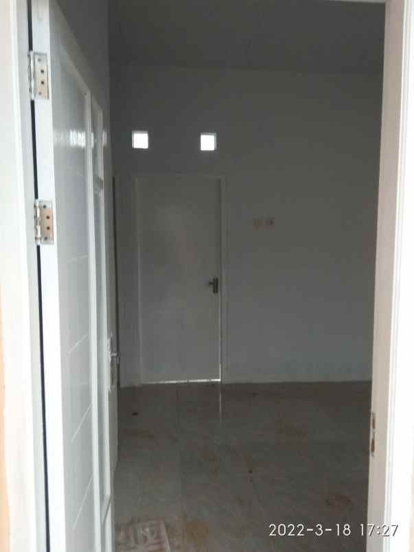 rumah jl serang setu kel