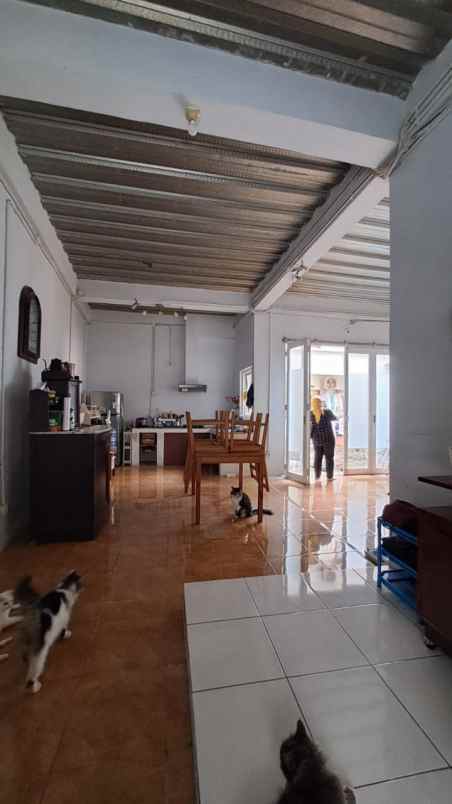 rumah kos 2 lantai lokasi strategis bonus rumah